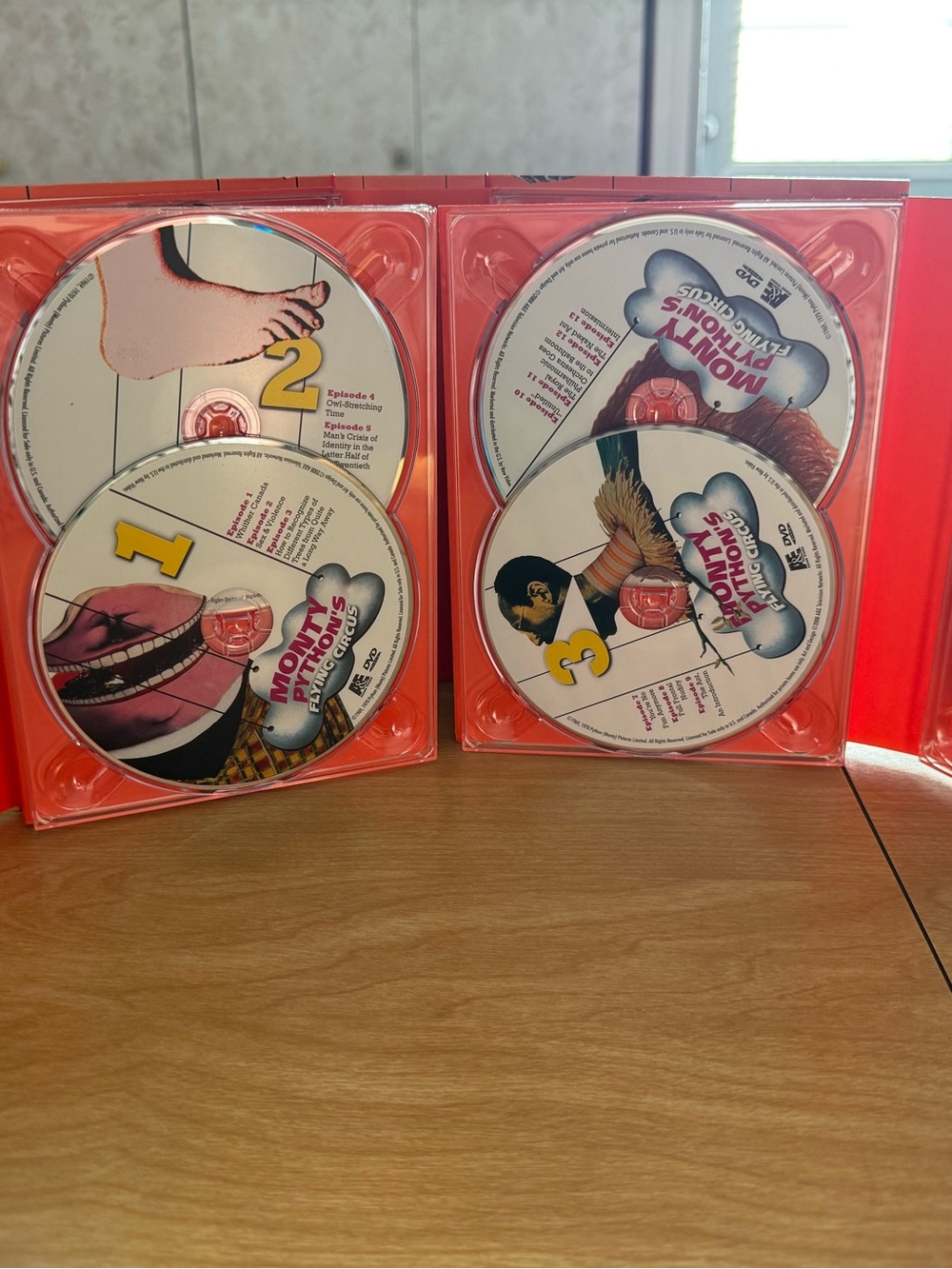 Monty Python Complete Flying Circus Collector’s Edition DVD Box Set - Picture 8 of 9